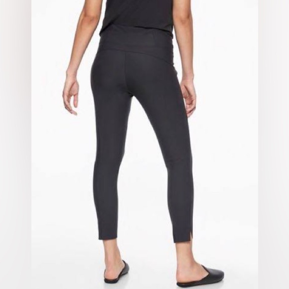 Athleta Stellar Cropped pants in black M Tall - Picture 3 of 12